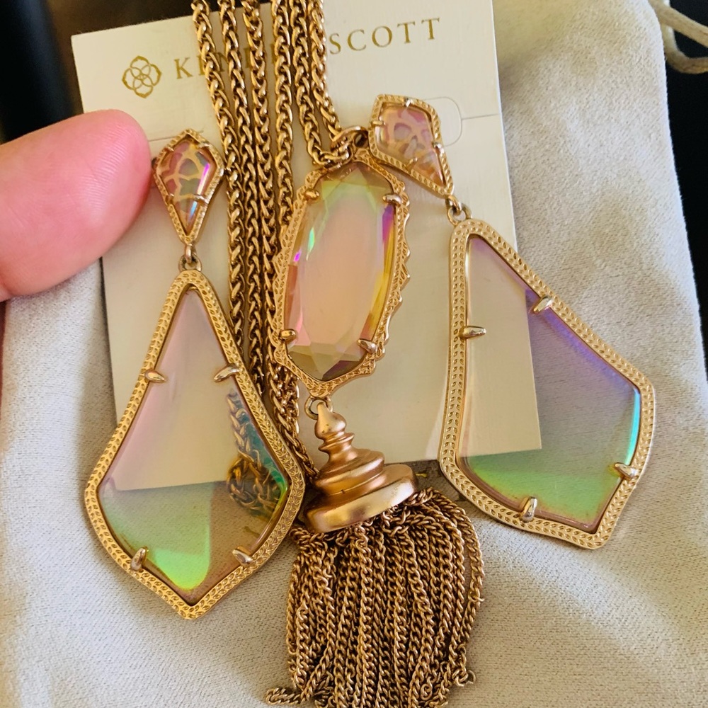 Kendra Scott peach Iridescent Set 🍑